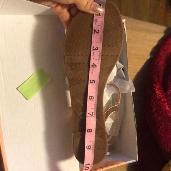 🎉LAST 8!! New Blossom Sandals-🎀Rose Gold - Picture 8 of 8